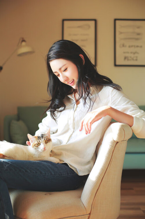 法甲新星闪耀：未来巨星开启足球新篇章！，法甲新赛季宣传片