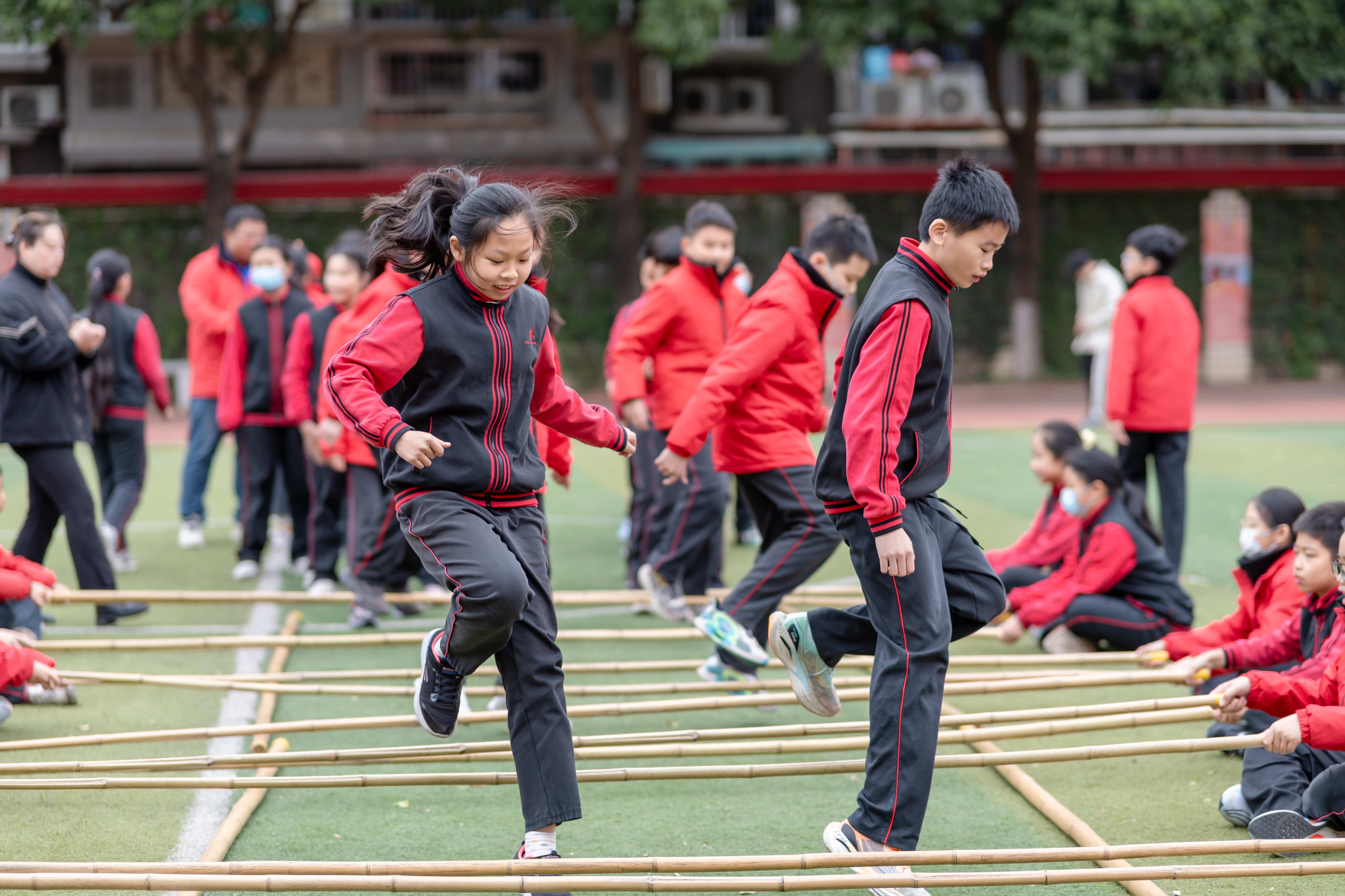 爱游戏:体育场地设施建设，满足群众需求的简单介绍